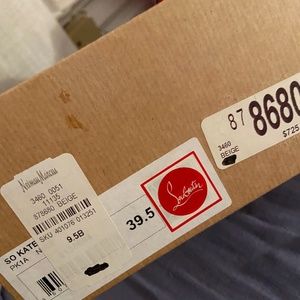 SOLD ‼️‼️‼️‼️So Kate brand new